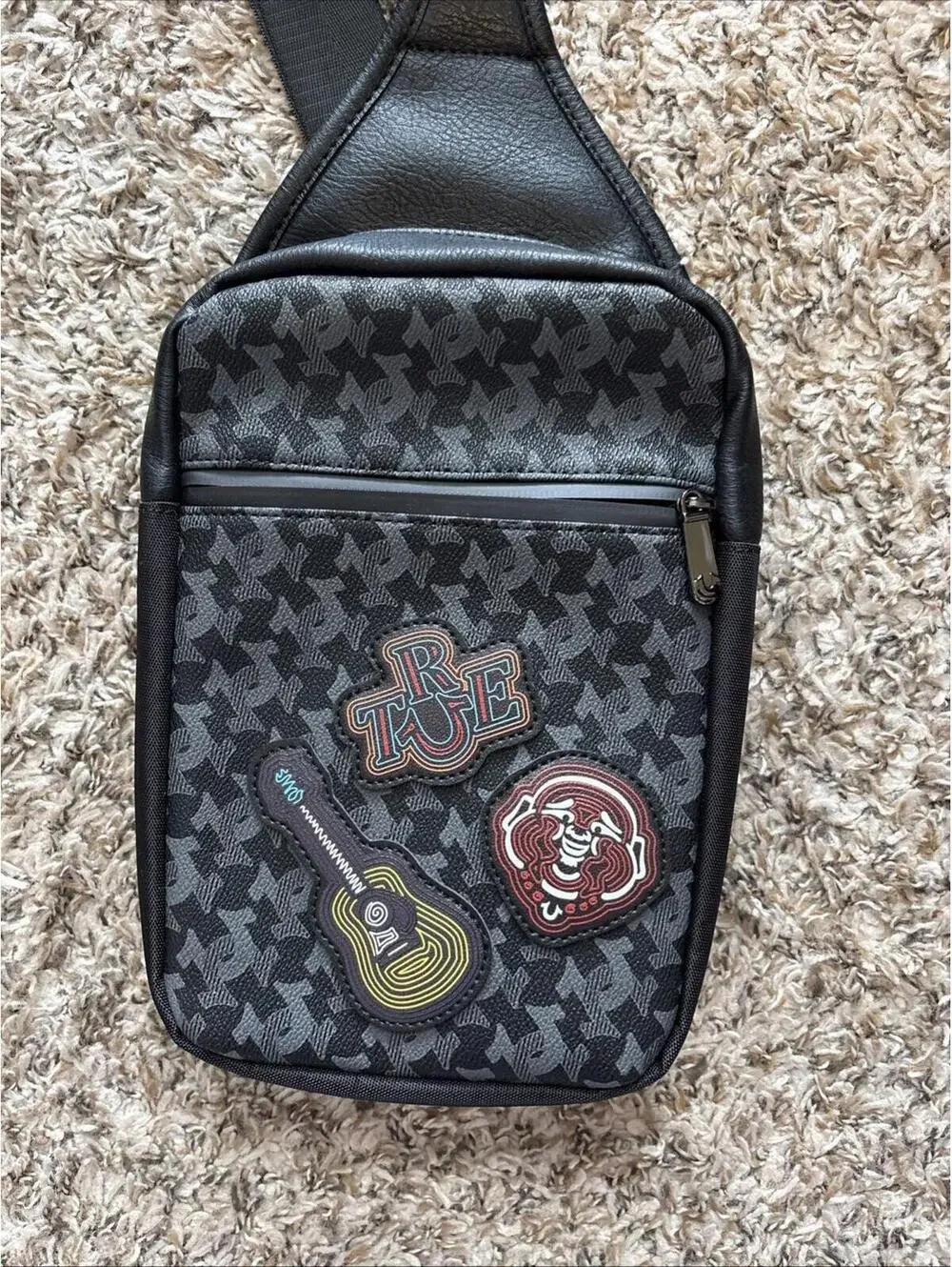 True Religion Patch Corgin Black Sling Crossbody Bag Style TR104489 New Monogram